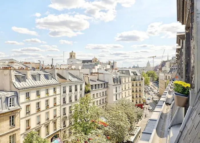 La Vue Du Marais